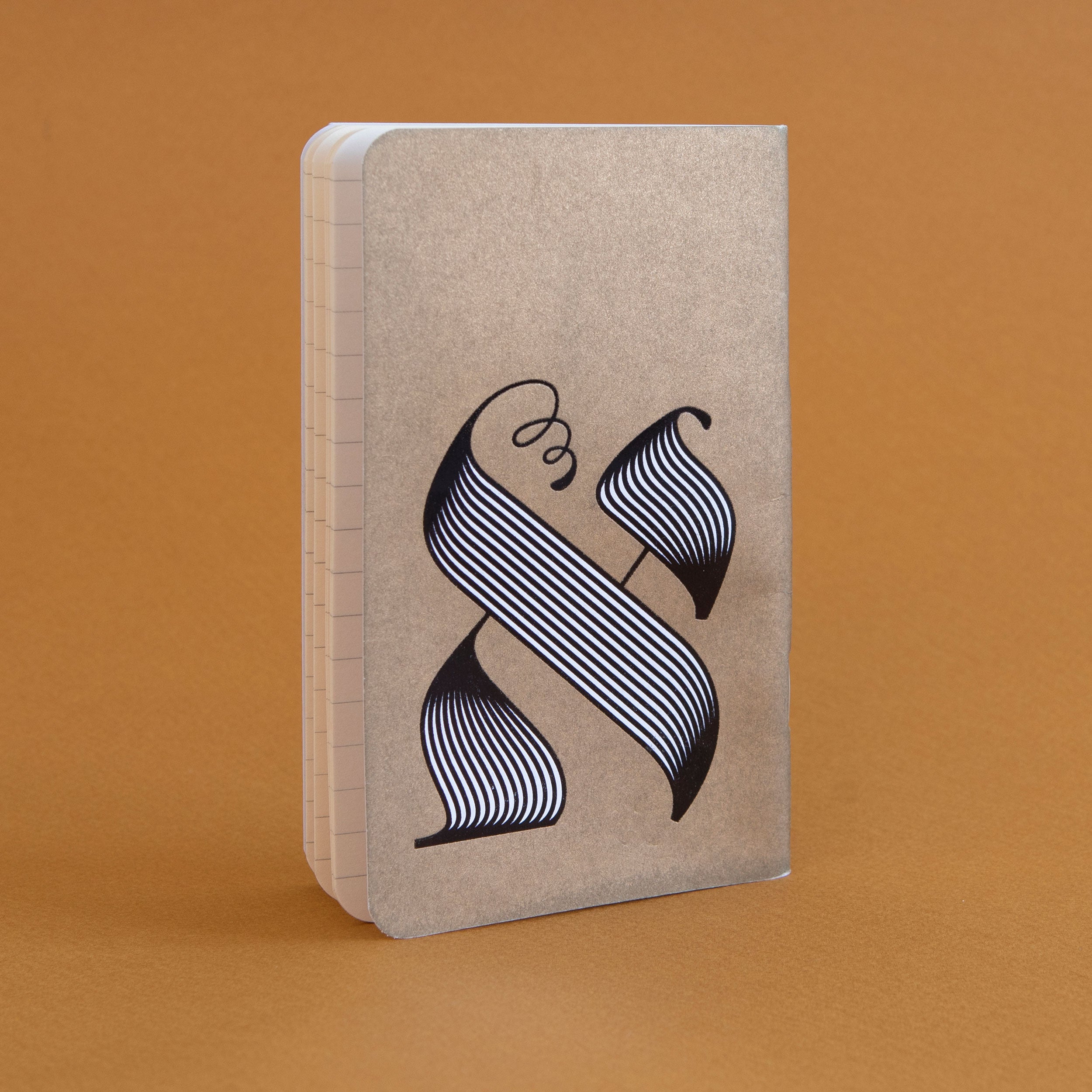 Golden Alef Notebook: Luxurious Elegance
